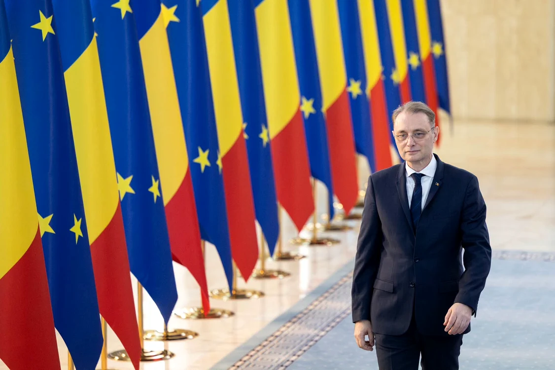 Luca Niculescu, premierul României