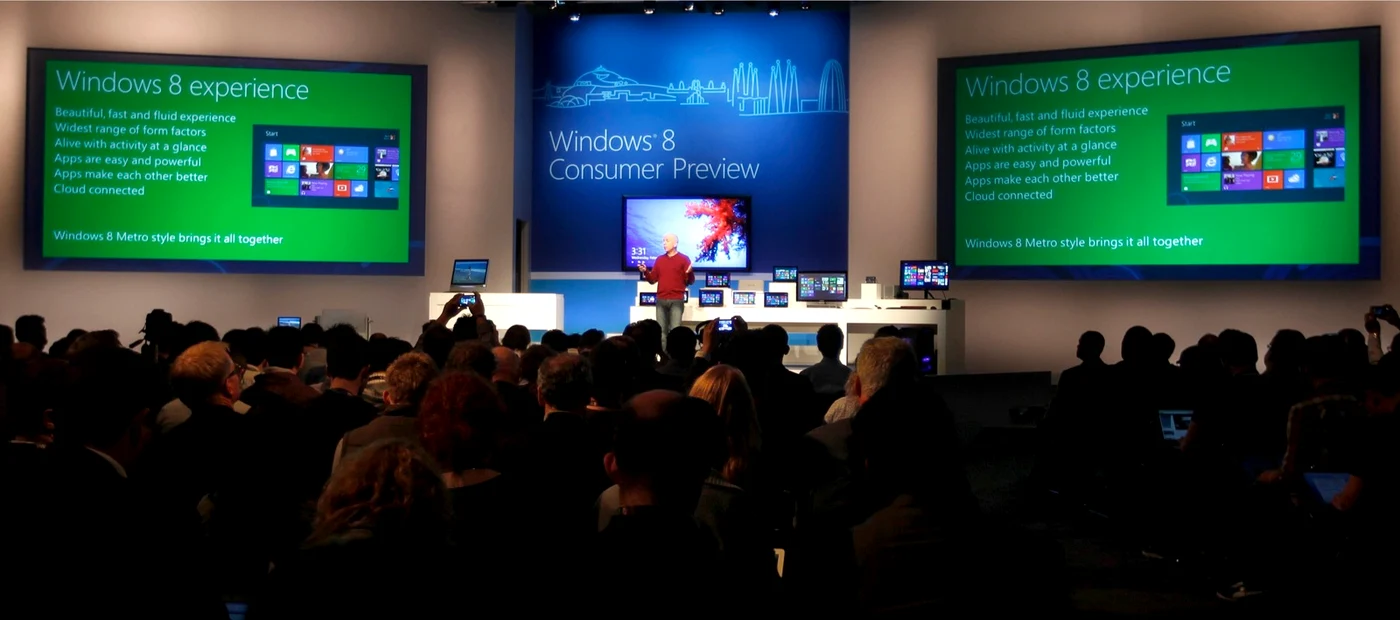 Windows 8 a fost lansat pentru teste de miercuri