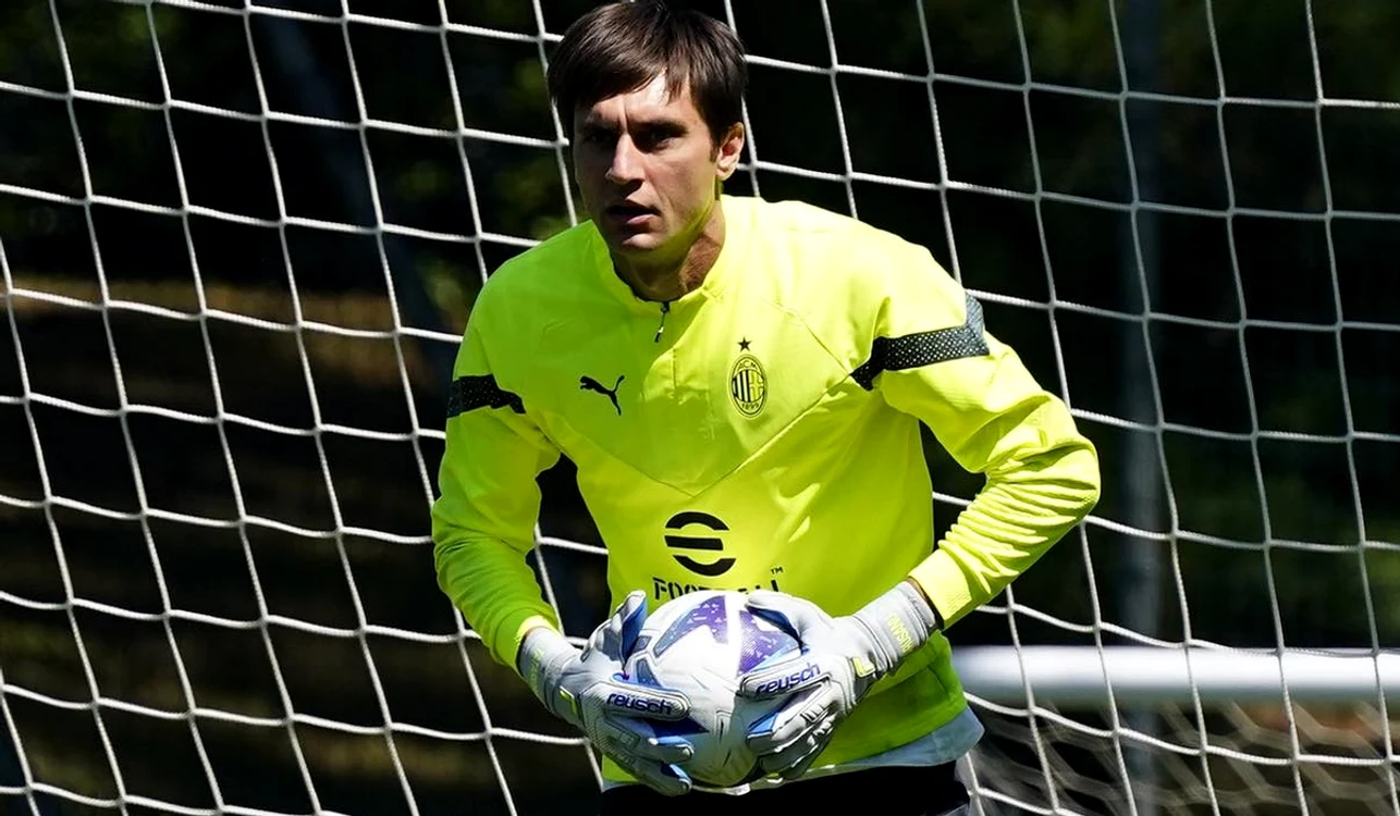 Ciprian Tătărușanu, la un pas de fotbalul saudit (FOTO: Facebook)