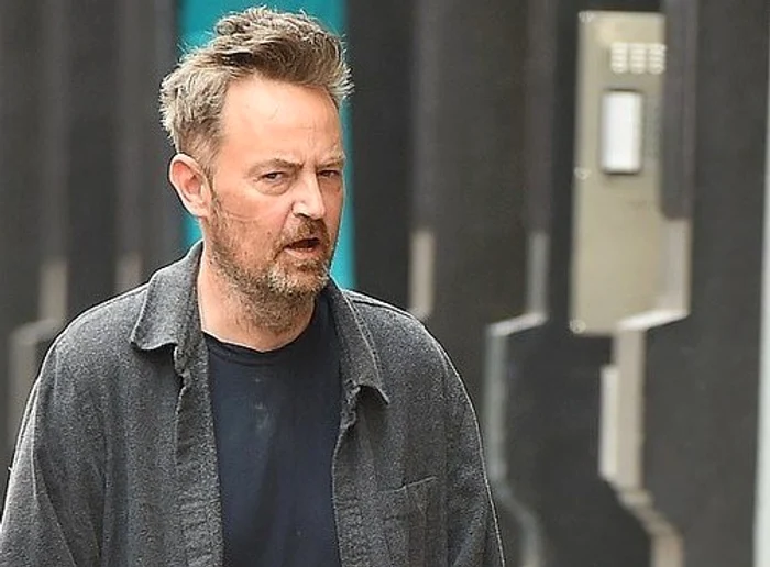 Matthew Perry, 49 de ani, arată foarte rău. Așa a fost surprins prin New Yorkfoto: Profimedia