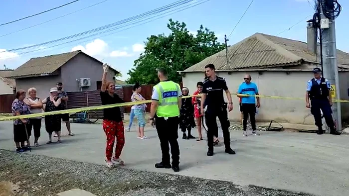 Soţia bărbatului şi mama fetei violate a fost legată în baie de agresorFoto: observatornews.ro
