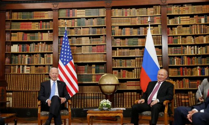 Biden, după întâlnirea cu Putin: Relaţia dintre SUA şi Rusia trebuie să fie stabilă şi previzibilă  Ce cadou i a făcut liderului de la Kremlin jpeg