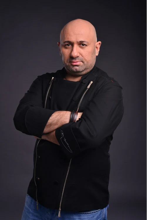
    Chef Scărlătescu te învaţă să găteşti drob de miel  