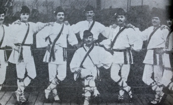 Calusari romani din Indiana Harbor 1915 jpg jpeg