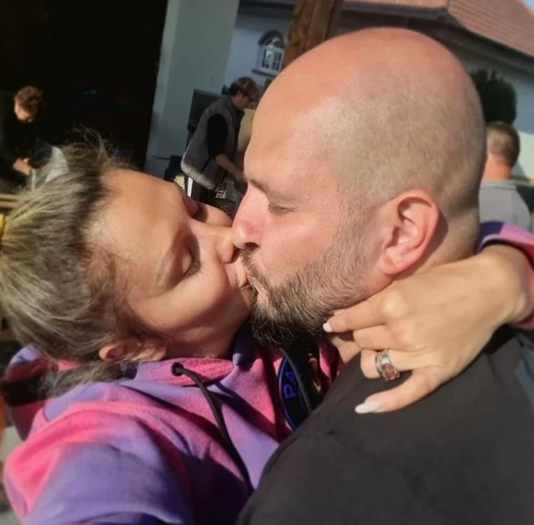 
    Lora și Ionuț Ghenufoto: arhivă personală  