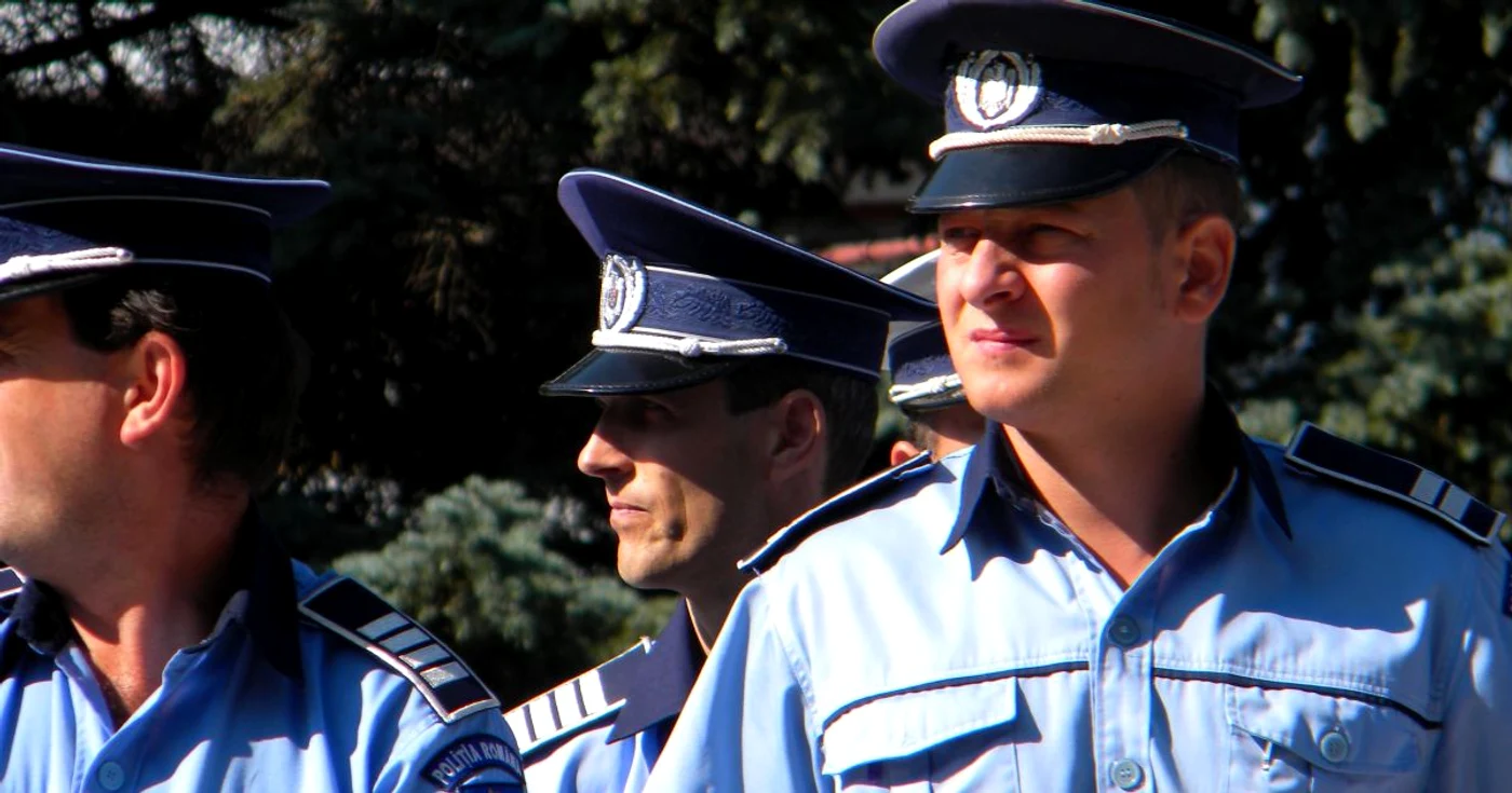 Poliţiştii bistriţeni vor face pe profesorii vara aceasta