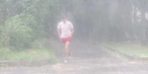 Timp de 24 de ore Bărăganul va fi sub incidența codului galben