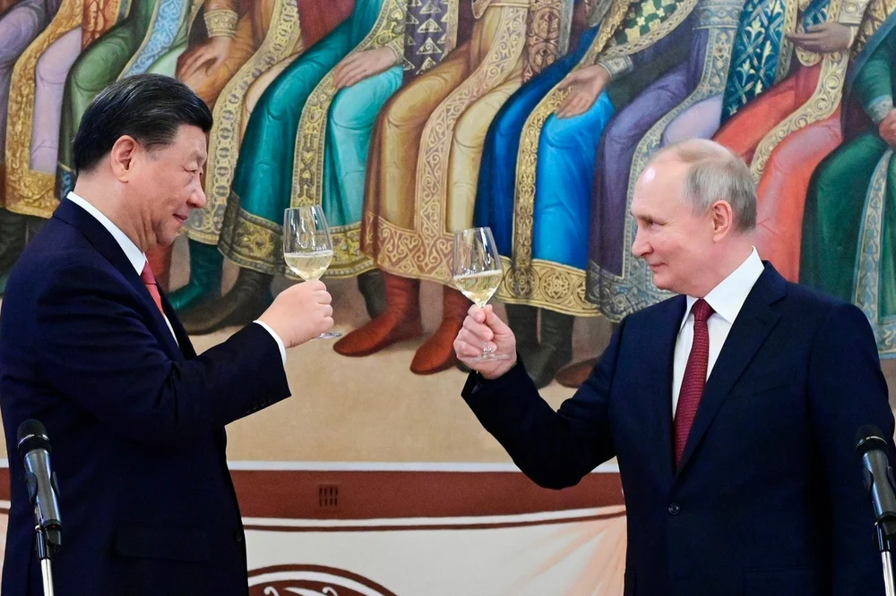 Beijingul, noul centru al diplomației globale? Pleacă Trump, vine Putin. Ce vrea liderul de la Kremlin de la președintele Chinei