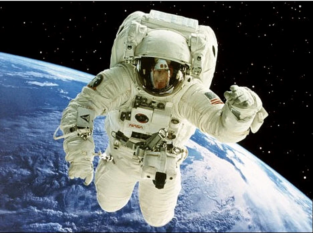Filmarea astronautului Cassidy de la NASA este prima de acest fel