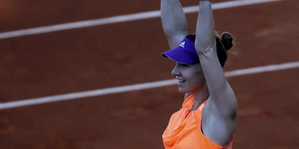 simona halep andrea petkovici FOTO Reuters