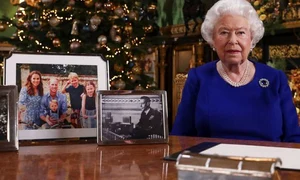 regina si mai buna jpeg