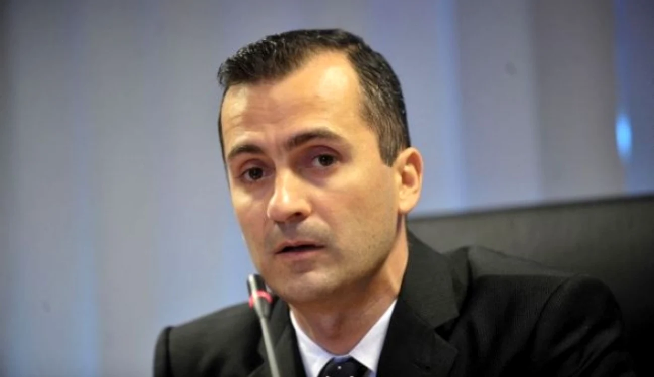 
    Viceprimarul Cornel Pieptea are cele mai mari șanse să-l înlocuiască pe Sorin Oprescu  