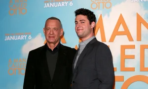 Tom Hanks si Truman Hanks jpg