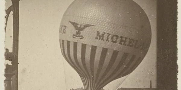 balon Mihai Viteazul, foto wikipedia jpg
