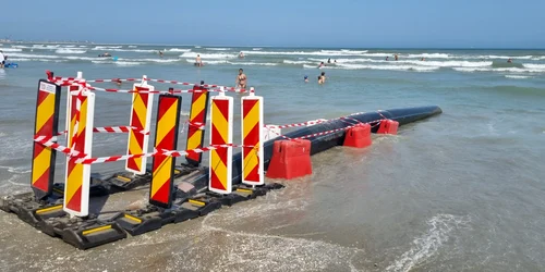 Deversau ape pluviale în mare Foto Garda Națională de Mediu jpg