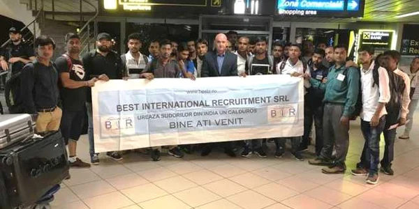 muncitori indieni arad