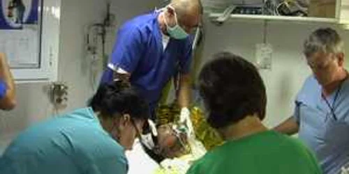 Bărbatul este internat la Secţia de Arşi