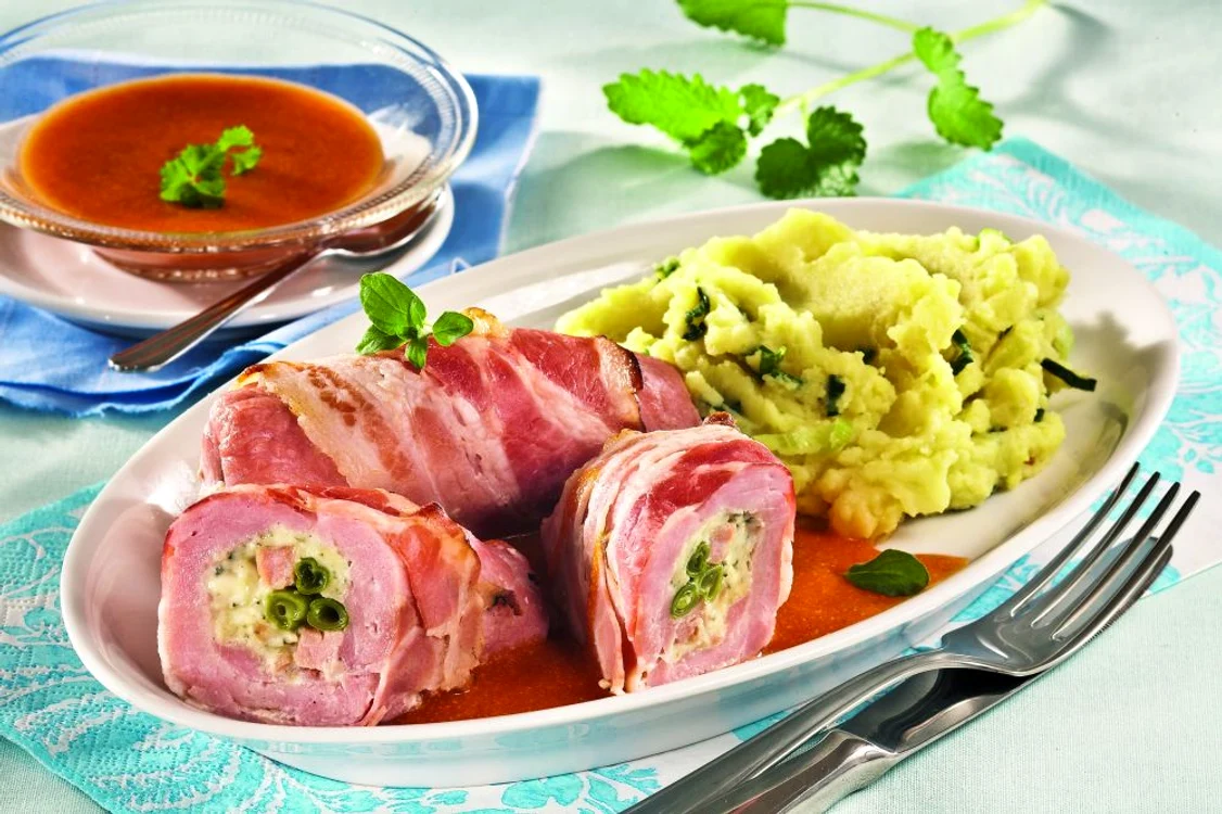 rulada din carne de vitel cu cascaval si fasole verde jpeg