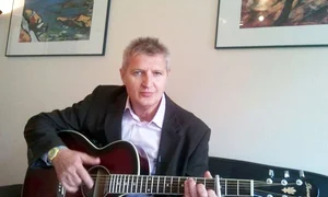 florin mony bordeianu primul solist phoenix jpeg