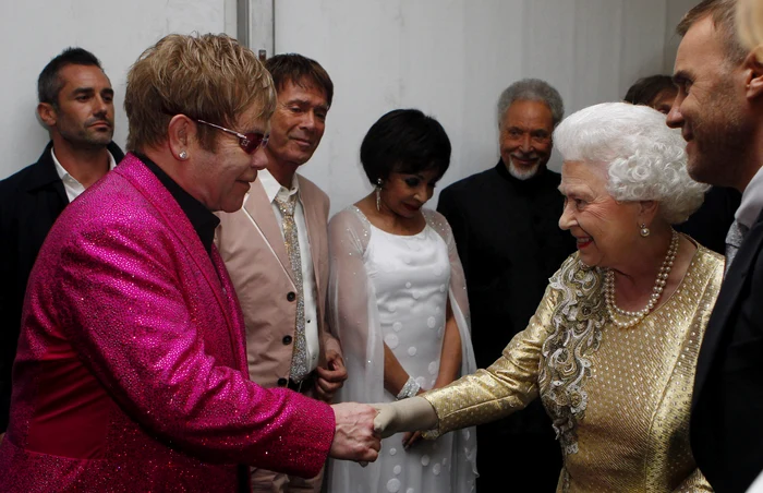 Sir Elton John și Regina Elisabeta a II-a FOTO Profimedia