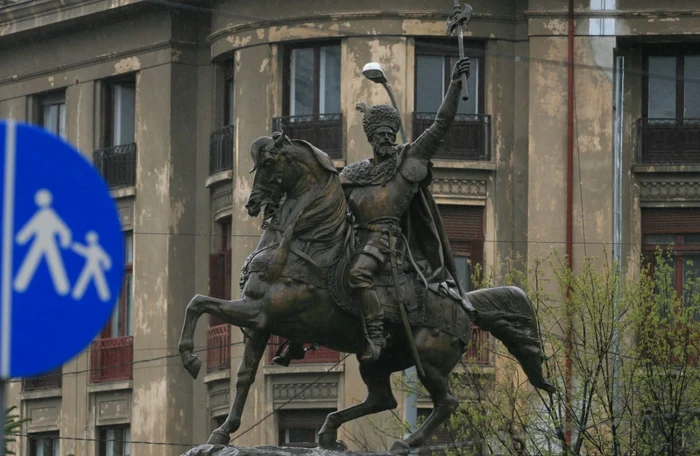 Statuie a lui Mihai Viteazul din Bucureşti FOTO Adevărul