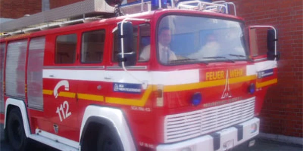 Bucureşti: O maşină de pompieri s-a răsturnat