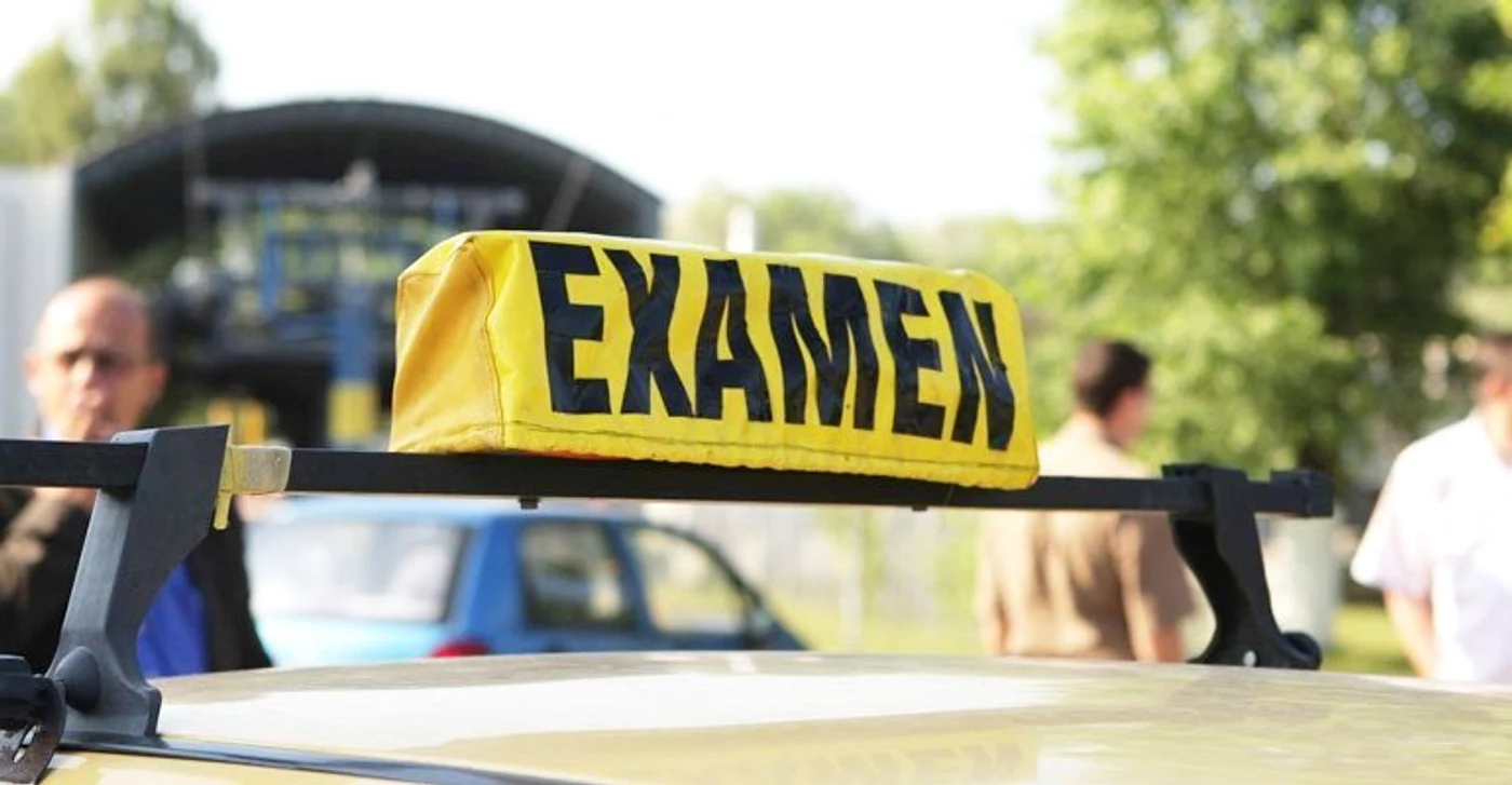 Examen auto Sursa foto Shutterstock