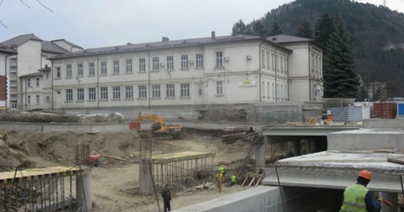 Pasajul rutier subteran de la Piatra Neamț
