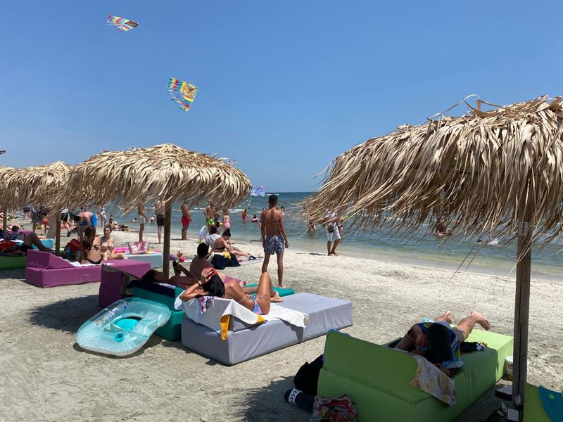 Câți bani a ajuns să cheltuie un turist român pe litoral. Prețurile sunt mai mari de la an la an