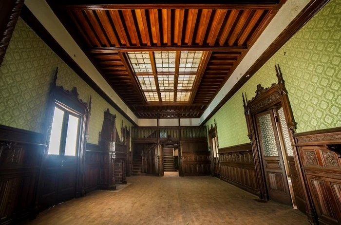 Palatul Crissoveloni - Cantacuzino,  interior