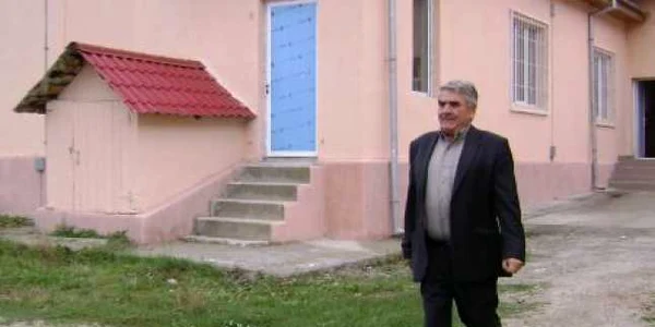 Primarul Alexandru Borugă, inițiatorul proiectului din Broșteni