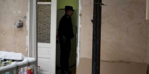 Cadavrul tânărului a fost descoperit de tatăl său vitreg. Foto: Stelian Grăjdan
