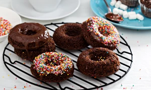 Gogogi cu ciocolata  Sursa foto shutterstock 243273007 jpg