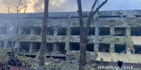 Rusia a atacat un spital de copii din Mariupol foto twitter