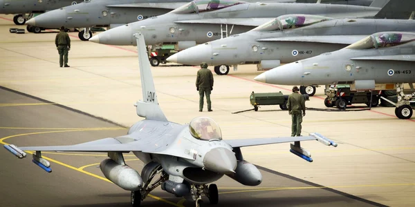 avioane f16 multirol egipt