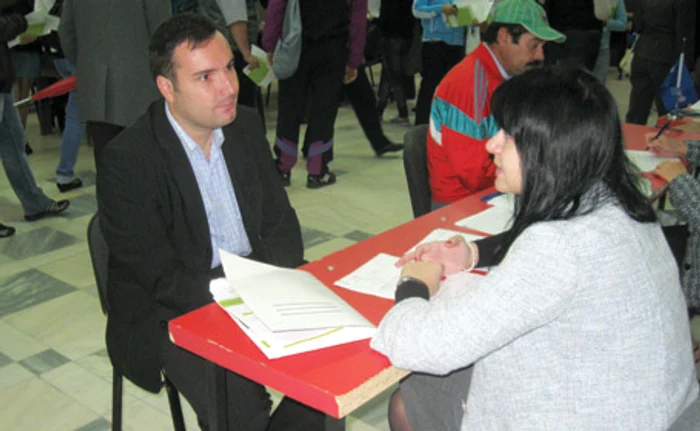 Radu Păiuş încearcă la fiecare bursă să-şi găsească un job în domeniul lui