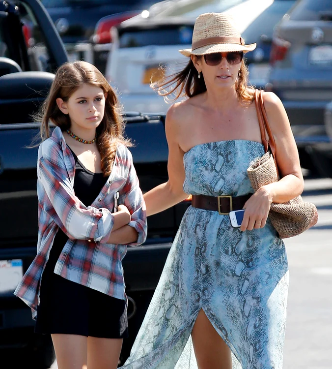 Cindy Crawford şi fiica ei, Kaia (FOTO SPLASH)
