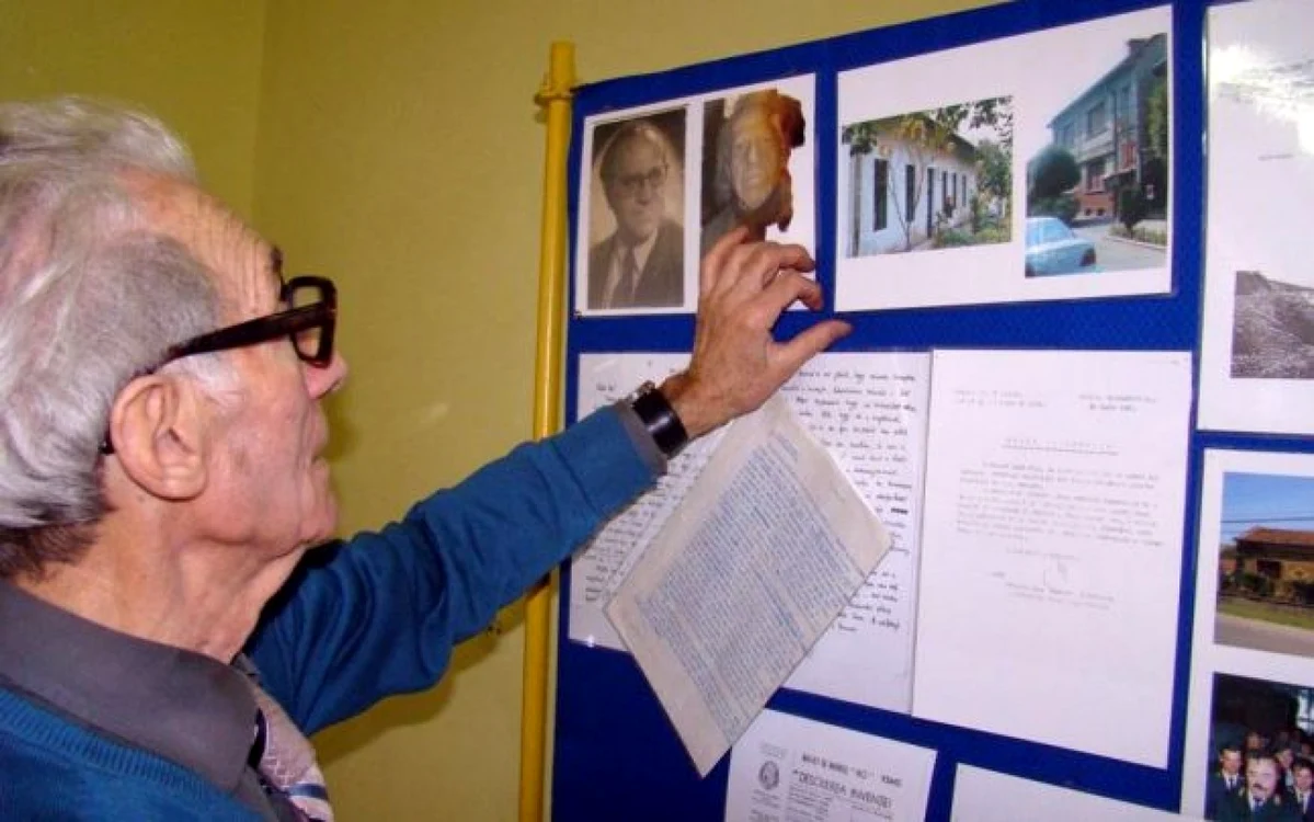 De-a lungul vieţii, publicistul Iosif Pop(foto) a organizat mai multe evenimente pentru comemorarea prietenului său, savantul Ernest Váradi foto: ovidan