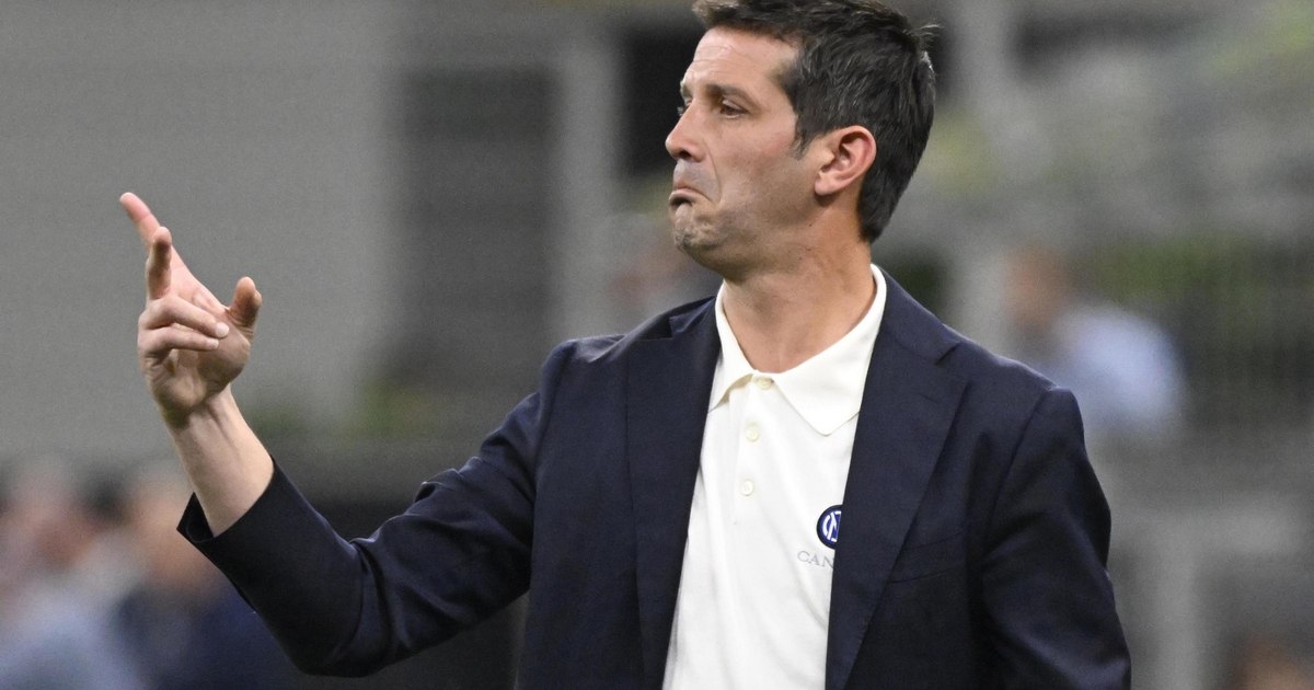 Italia, la picioarele lui Chivu. Antrenorul român primește aplauze de la mii de kilometri