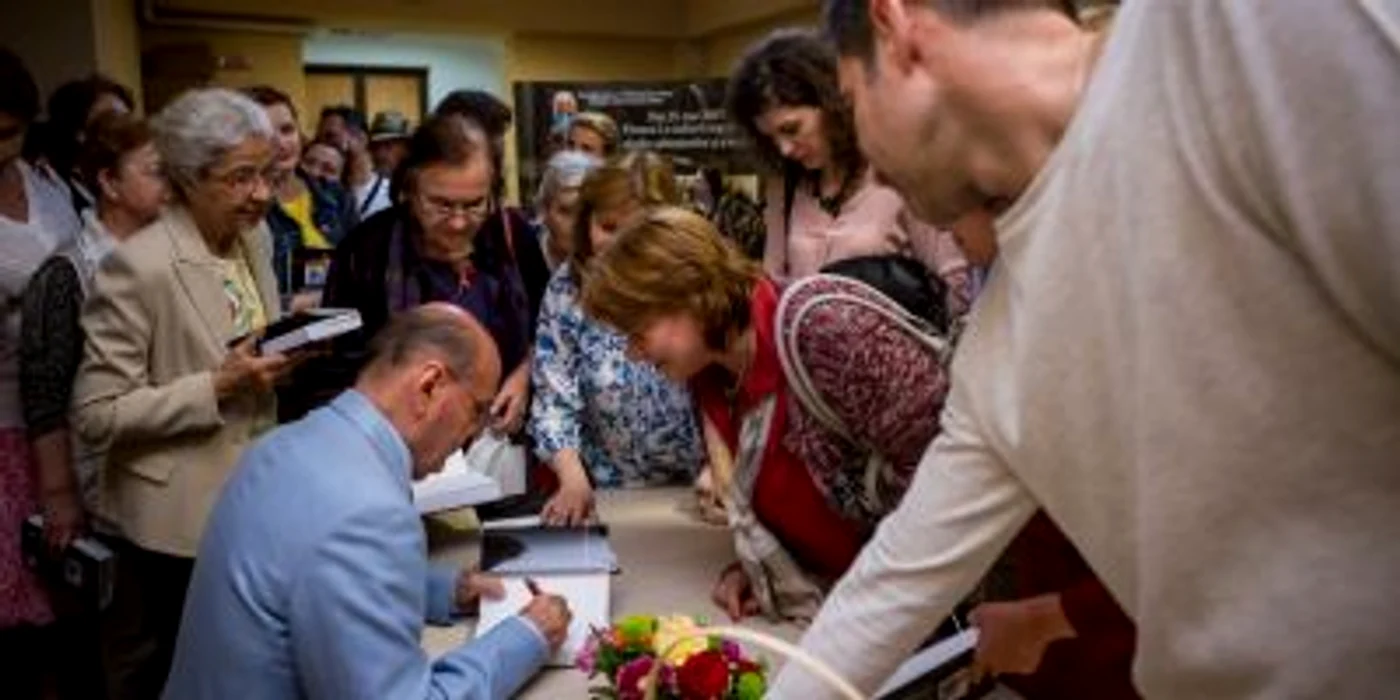 dulcan dand autografe 01