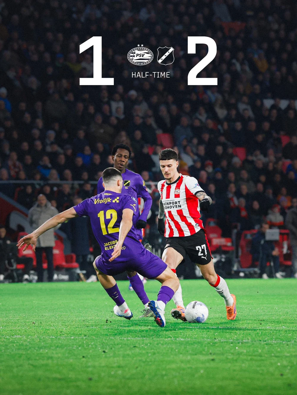 Dennis Man l-a exasperat pe antrenorul de la PSV. Fără chef de joc, românul a fost înlocuit la pauză