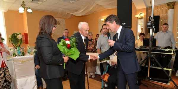 Braşovenii care au atins un secol de viaţă au fost premiaţi. FOTOAndrei Paul