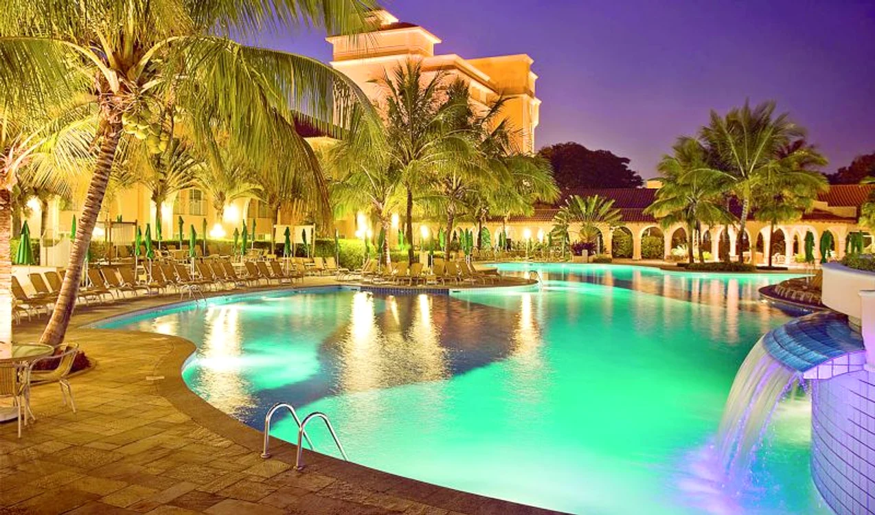 Cristiano Ronaldo nu se poate relaxa în luxosul resort de frica virusului