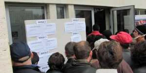 Săptămâna aceasta sunt disponibile 121 de posturi