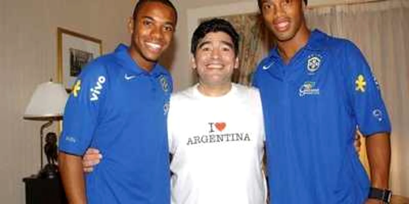 Maradona este un fan al lui Ronaldinho!