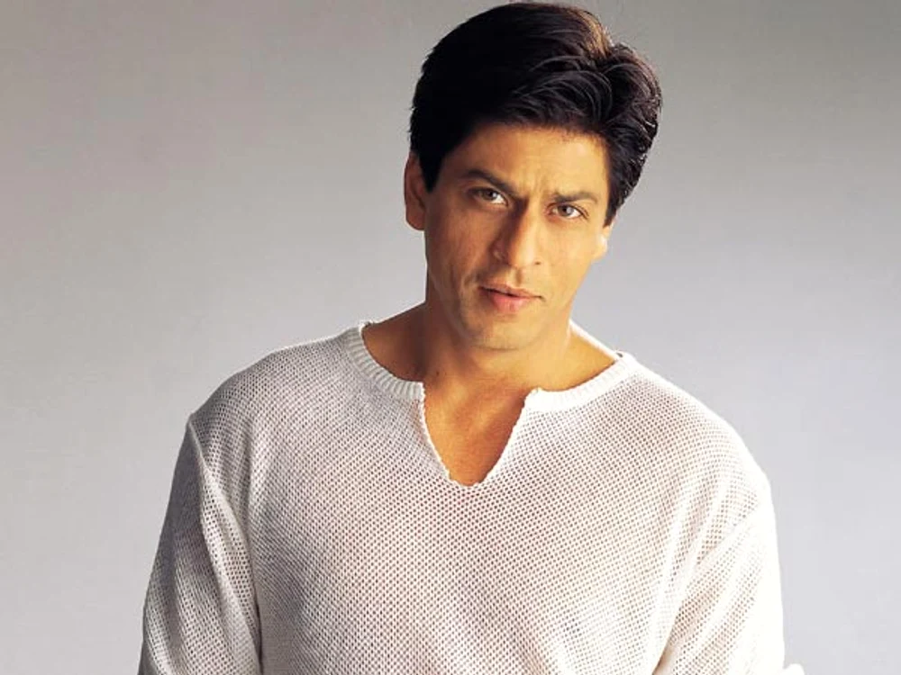 
    Shah Rukh Khan este unul dintre cei mai îndrăgiţi actori indienifoto: oneindia.com  