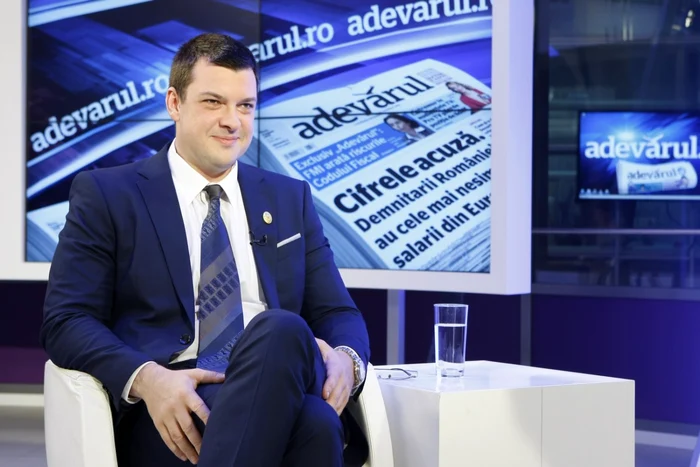 Ovidiu Raeţchi l-ar putea înfrunta pe Cristian Rizea (PSD) în cursa pentru Primăria Sectorului 5 FOTO Adevărul