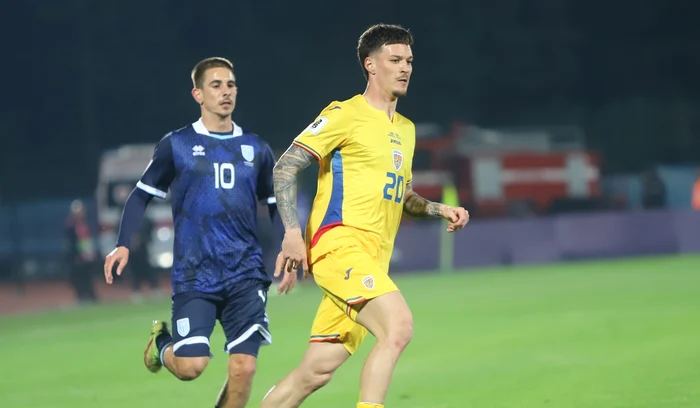 Dennis Man (dreapta), lăudat de italieni (FOTO: Sportpictures)