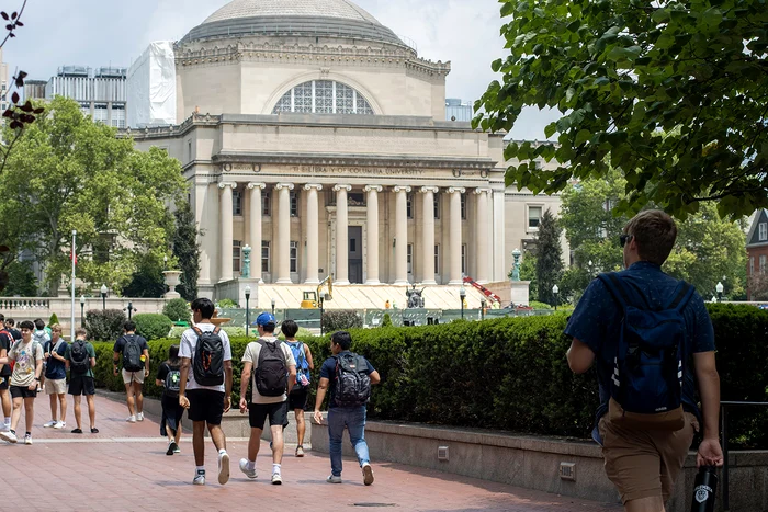 New York: 6.000 de dolari, 2 săptămâni