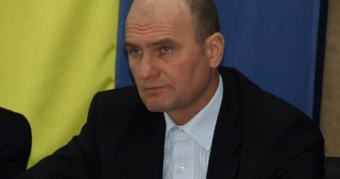 Mihai Archip, prefectul de Neamţ, îi sfătuieşte pe nemţeni să fie atenţi la ce fel de formulare semnează pentru recensământ